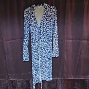 Diane Von Furstenberg Blue and White Long Sleeve Dress
